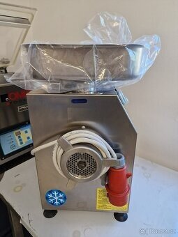 Chlazený mlýnek Minerva EVO R22 - nový - 3