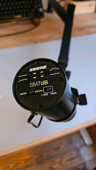 Shure SM7dB - 3