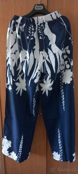 Modrobílé široké kalhoty - 3