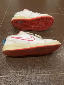 Tenisky Nike vel. 33 - 3