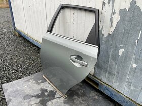 Toyota Auris dveře - 3