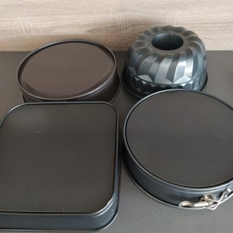 Dortové formy 3 kusy včetně bábovkové formy - 3