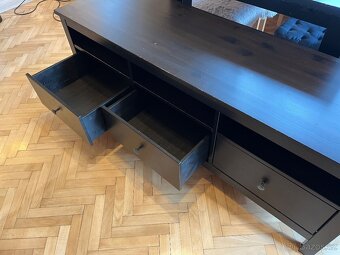 TV stolek Hemnes - 3