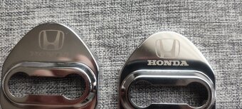 Honda krytka - 3