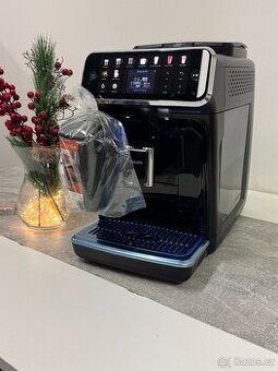 Kávovar Philips EP5500 LatteGo - 3