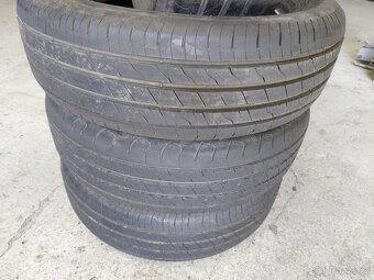 215/65 R17 99V Goodyear EfficientGrip2 letní 4ks zánovní - 3