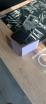 Samsung Z flip 4 - 3