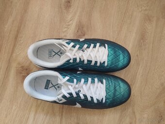Turfy Nike Legend 10 Academy TF 30, vel. 39 - 3