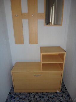 Předsíňová stěna - 3