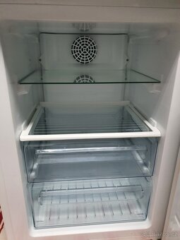 NOFROST mrazák AEG 100ltr doprava - 3