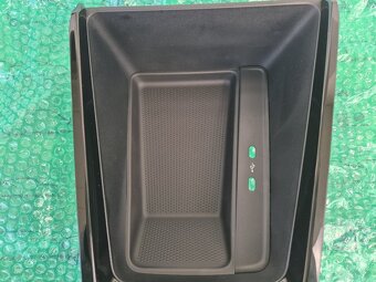Škoda Octavia IV panel ovládání řazení - 3