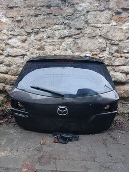 Dveře páte
Mazda 6 gh 2008 - 2012 kombi - 3