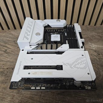 ASUS Z690 ROG MAXIMUS FORMULA DDR5 - Intel Z690, Socket 1700 - 3