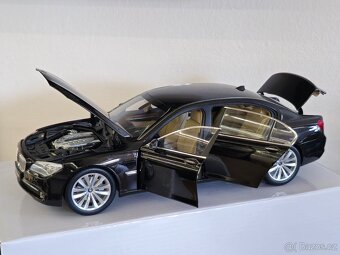 BMW 750LI 1:18 kyosho - 3
