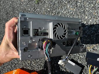 Pioneer AVIC-F930BT - 3