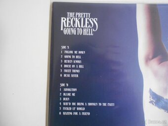 THE PRETTY RECKLESS - GOING TO HELL - PURPLE VINYL - LP - RO - 3