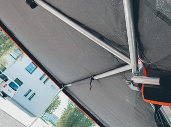 Markýza vějířová na auto - 3