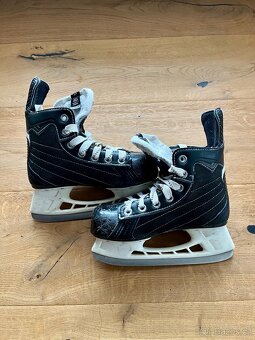 Hokejové brusle Bauer NEXUS 3000 - 3