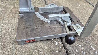 Prodám stojan na úhlovou brusku Bosch - 3