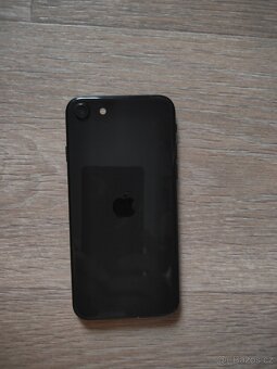 IPhone SE - 3