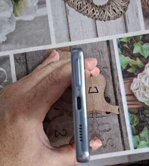 Prodám Samsung Galaxy A53 5G 6/128GB - 3