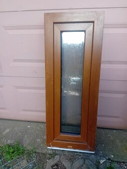 Plastové okno 40x104 - 3