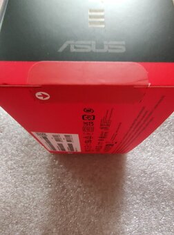 Asus ROG STRIX Impact III Wireless - 3