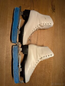 Dámské lední brusle Jill vel. 38 - 3