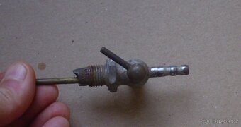 Jawa 550,555 a 250 pérak palivový ventil - originál - 3