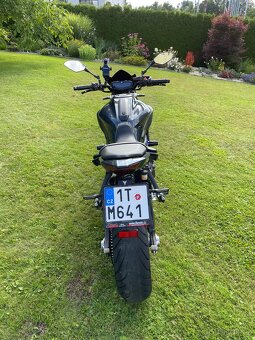 Yamaha MT07 - 3