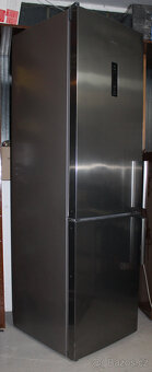 Kombinovaná chladnička Whirpool WNF9T2ZXH v: 200cm - 3