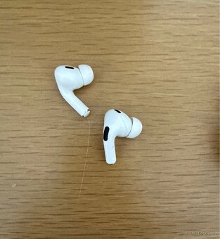 APPLE AIRPODS PRO 2 USB-C Magesafe - 3