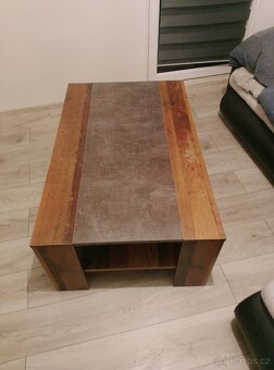 Konferenční stolek - 3