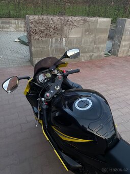 SUZUKI GSXR 1000 K6 - 3
