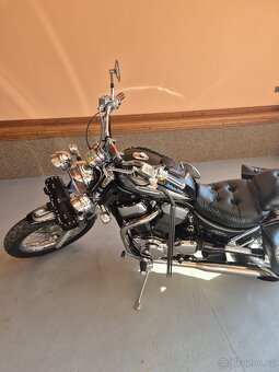Suzuki Intruder 1400 - 3