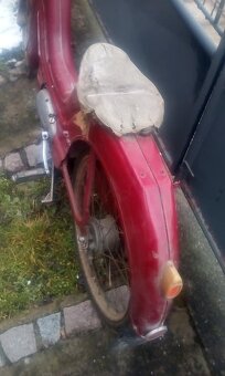 Jaweta s dokladem. - 3