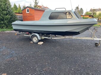 Kajutova loď Dory - 3