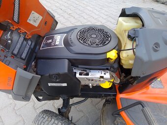 Prodám traktor Husqvarna - 3