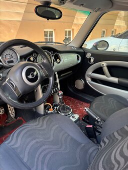 Minicooper r57 - 1.6 benzín r. výroby 2002 - 3