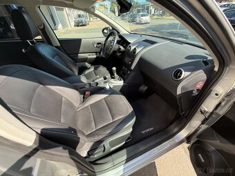 Nissan Qashqai 2,0i Tekna benzín 104kw - 3