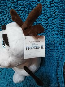 plyšový Olaf Frozen II svítící nos - 3