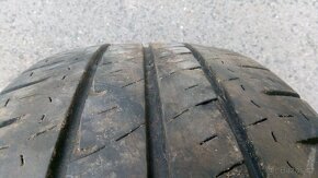 Michelin Agilis 235/65 R16 C, 5,6mm výroba 1418 - 1ks - 3