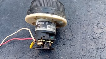 Prodám svítící kontrolku na moto - 3