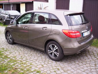 Mercedes-Benz B180 i, 1.6i, 90kW, Blue Efficiency - 3