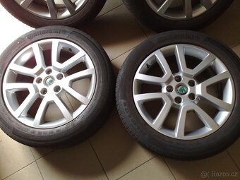alu kola 5x112 r17 original škoda 225/50/17 - 3