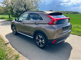 ► MITSUBISHI ECLIPSE CROSS 1.5T-MIVEC 120KW CLEARTEC TAŽNÉ - 3