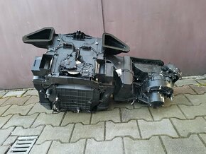 Mercedes Benz V class w447 - 3