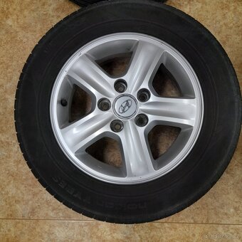 Alu kola Hyundai 15 palců + pneu Nokian - 3