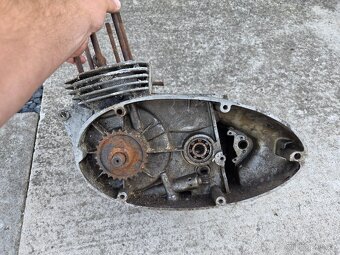 Motor jawa 350/360 - 3