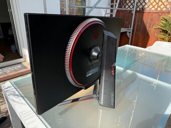 LG UltraGear 27GP850-B – 27" QHD herní monitor (165 Hz, Nan - 3